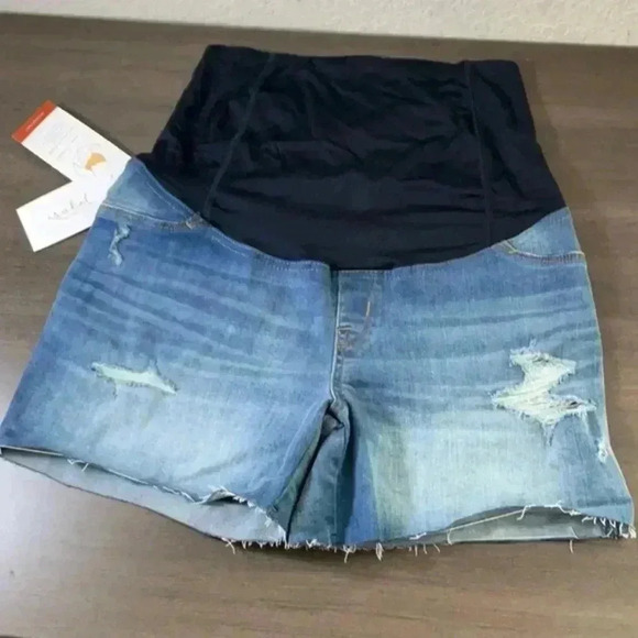 Isabel Maternity Shorts With Crossover
Panel, Blue, NWT - Picture 2 of 11